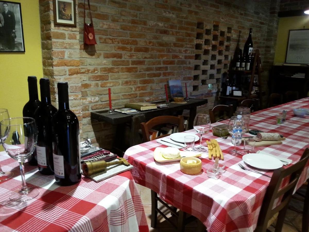 Ca Trifolera Barbaresco - Romantico Cascinale Con Antica Cantina Nel Cuore Delle Langhe - Degustazione Vini Nella Nostra Cantina Zewnętrze zdjęcie