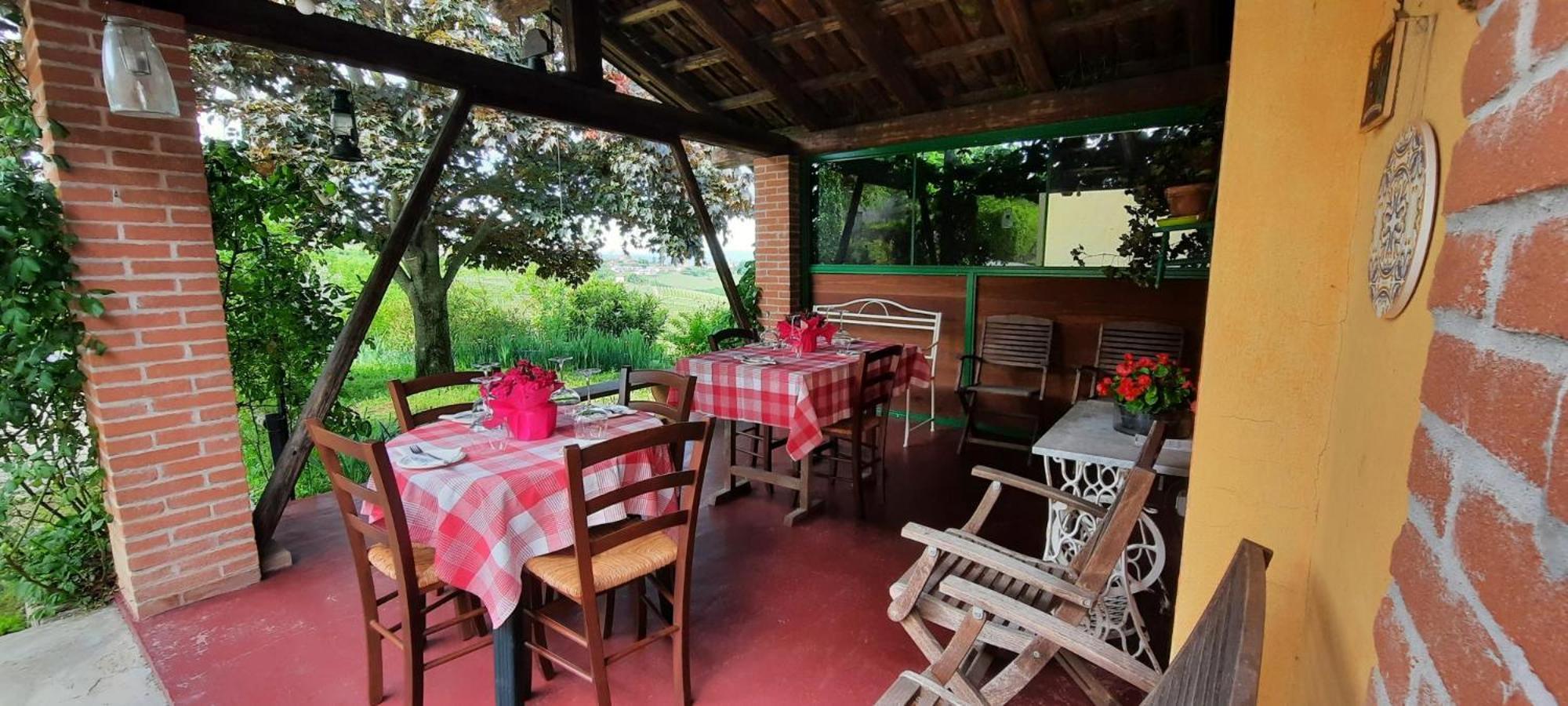 Ca Trifolera Barbaresco - Romantico Cascinale Con Antica Cantina Nel Cuore Delle Langhe - Degustazione Vini Nella Nostra Cantina Zewnętrze zdjęcie