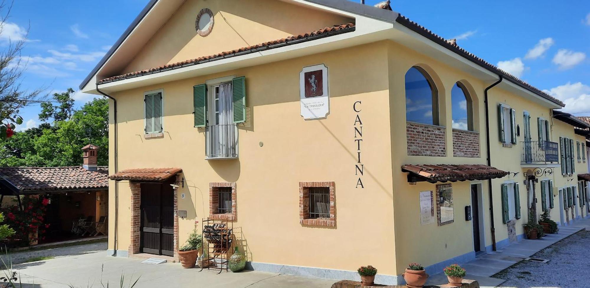 Ca Trifolera Barbaresco - Romantico Cascinale Con Antica Cantina Nel Cuore Delle Langhe - Degustazione Vini Nella Nostra Cantina Zewnętrze zdjęcie