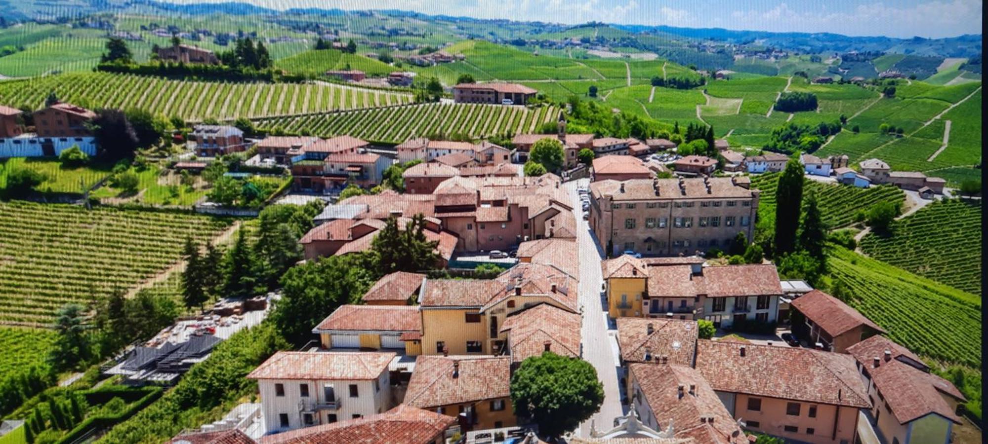 Ca Trifolera Barbaresco - Romantico Cascinale Con Antica Cantina Nel Cuore Delle Langhe - Degustazione Vini Nella Nostra Cantina Zewnętrze zdjęcie