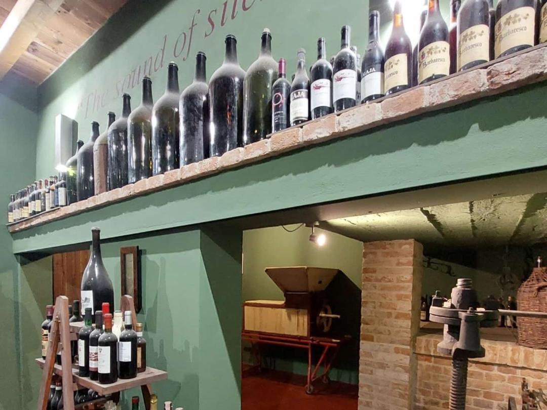 Ca Trifolera Barbaresco - Romantico Cascinale Con Antica Cantina Nel Cuore Delle Langhe - Degustazione Vini Nella Nostra Cantina Zewnętrze zdjęcie
